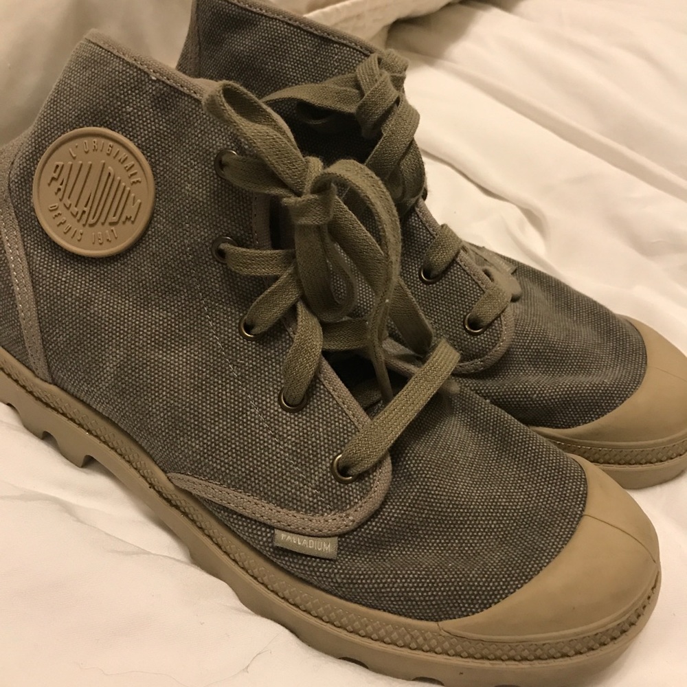 Palladium shoes